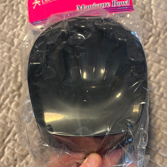 Glossy Black Manicure Bowl - Picture 2 of 3